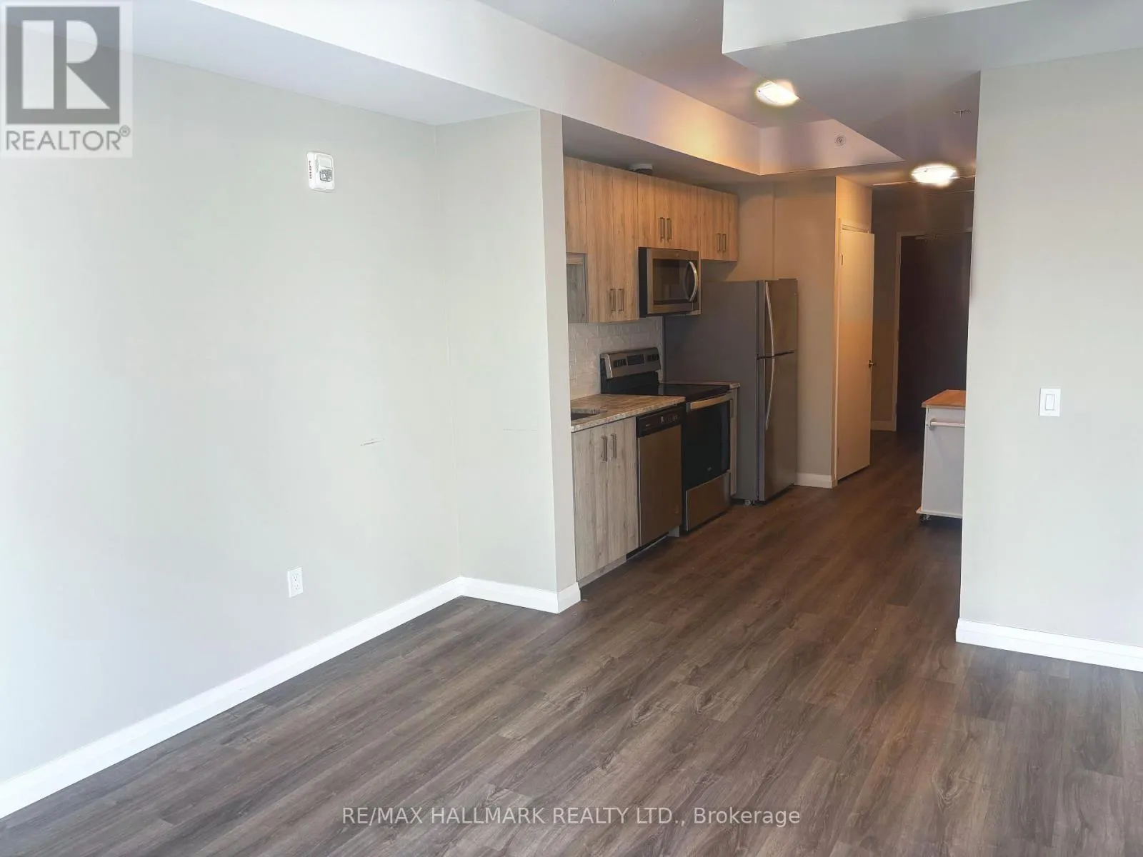 613 - 108 GARMENT STREET
