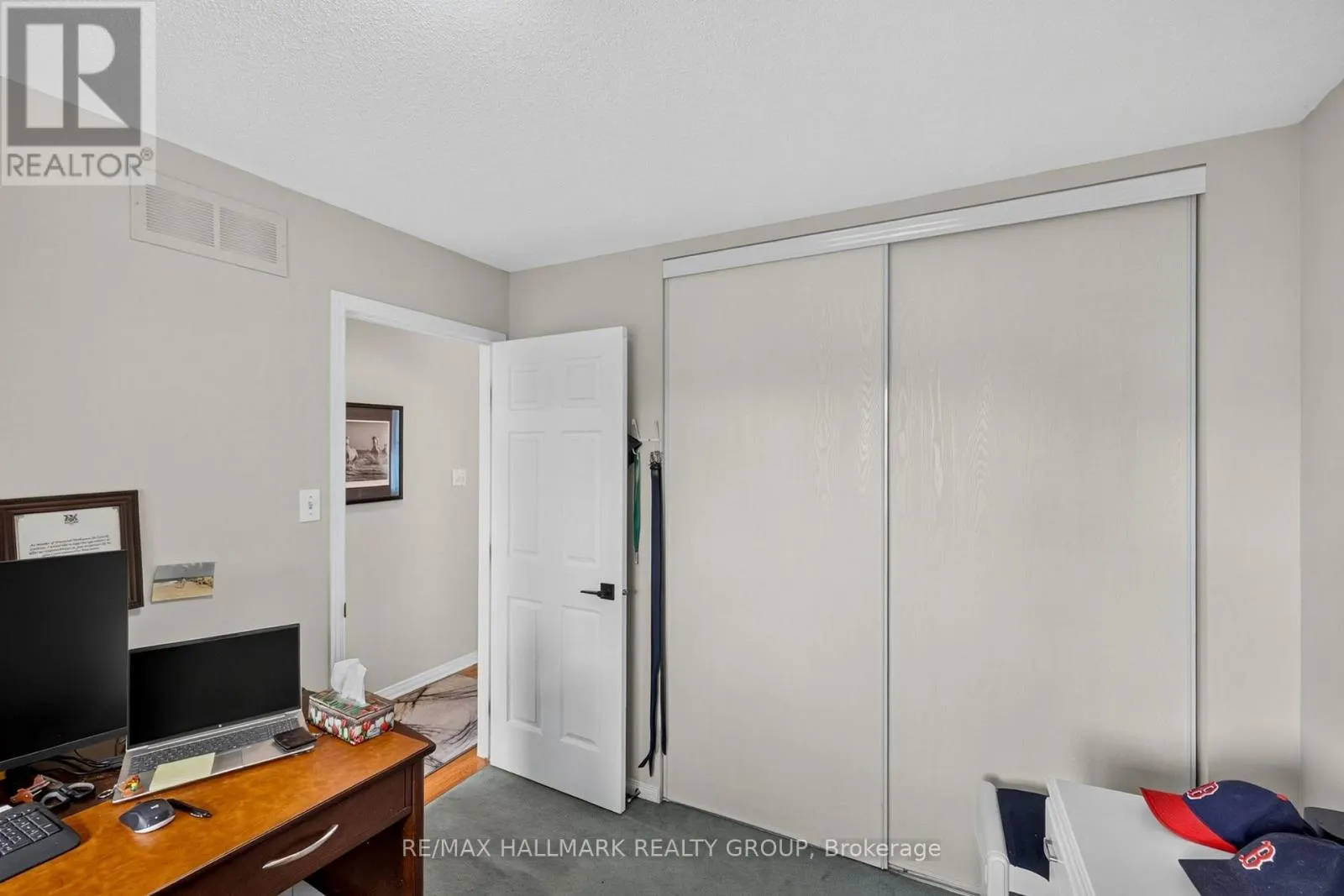 139 CASTLE GLEN CRESCENT