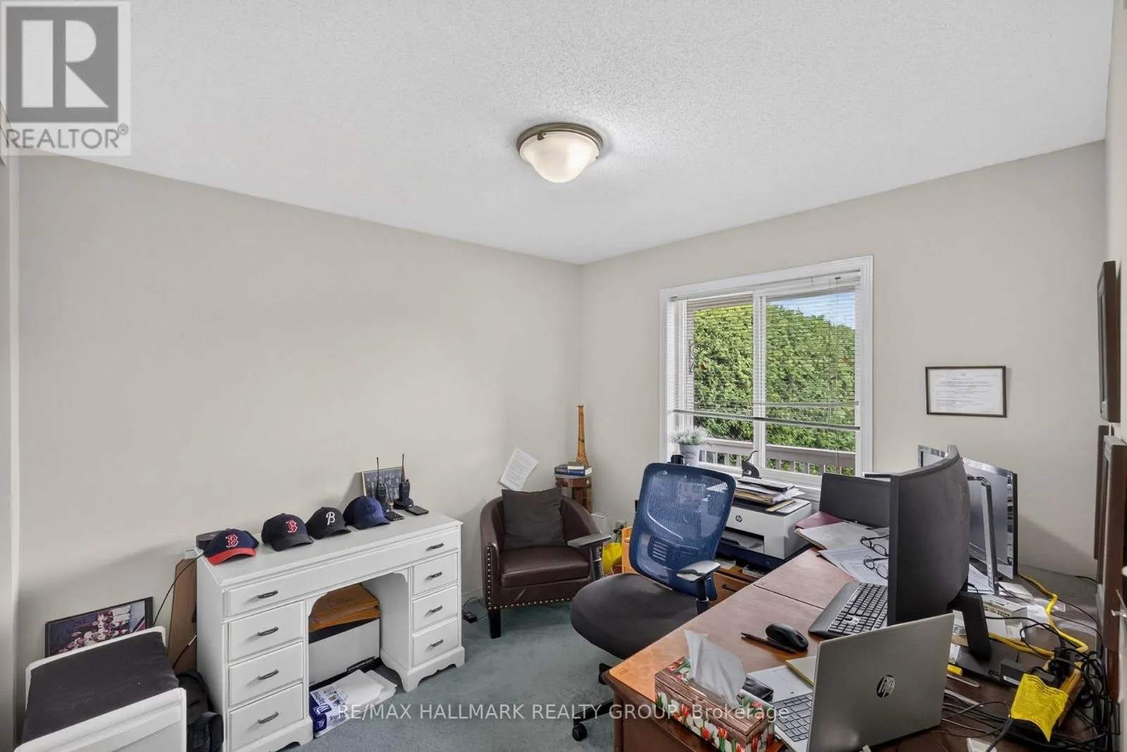 139 CASTLE GLEN CRESCENT