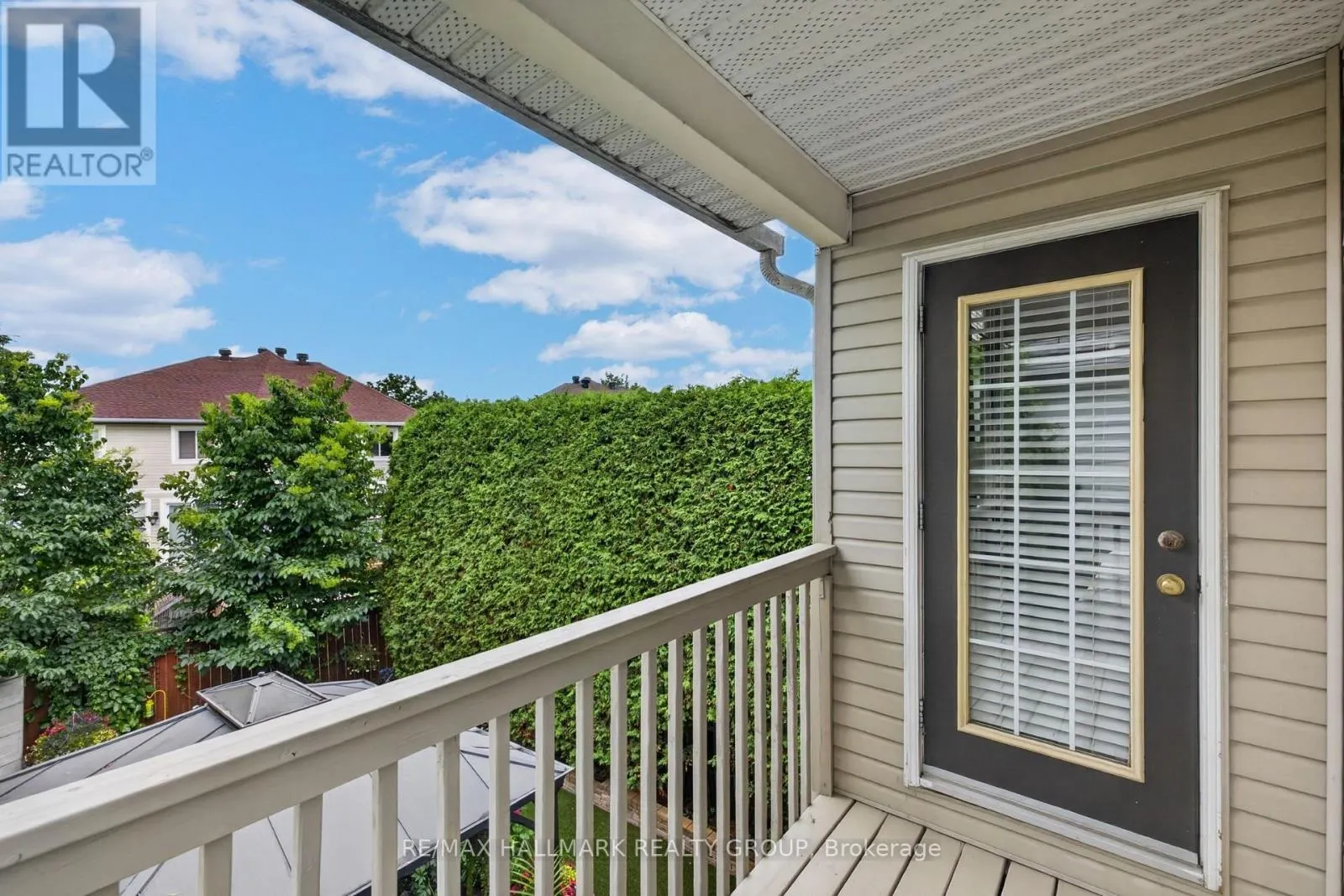 139 CASTLE GLEN CRESCENT