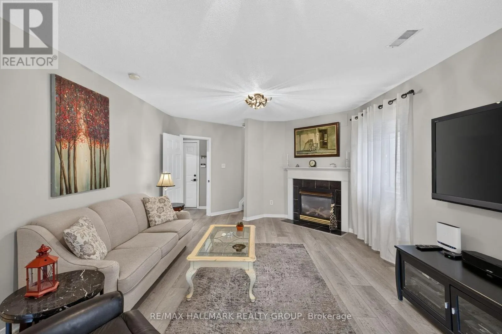 139 CASTLE GLEN CRESCENT