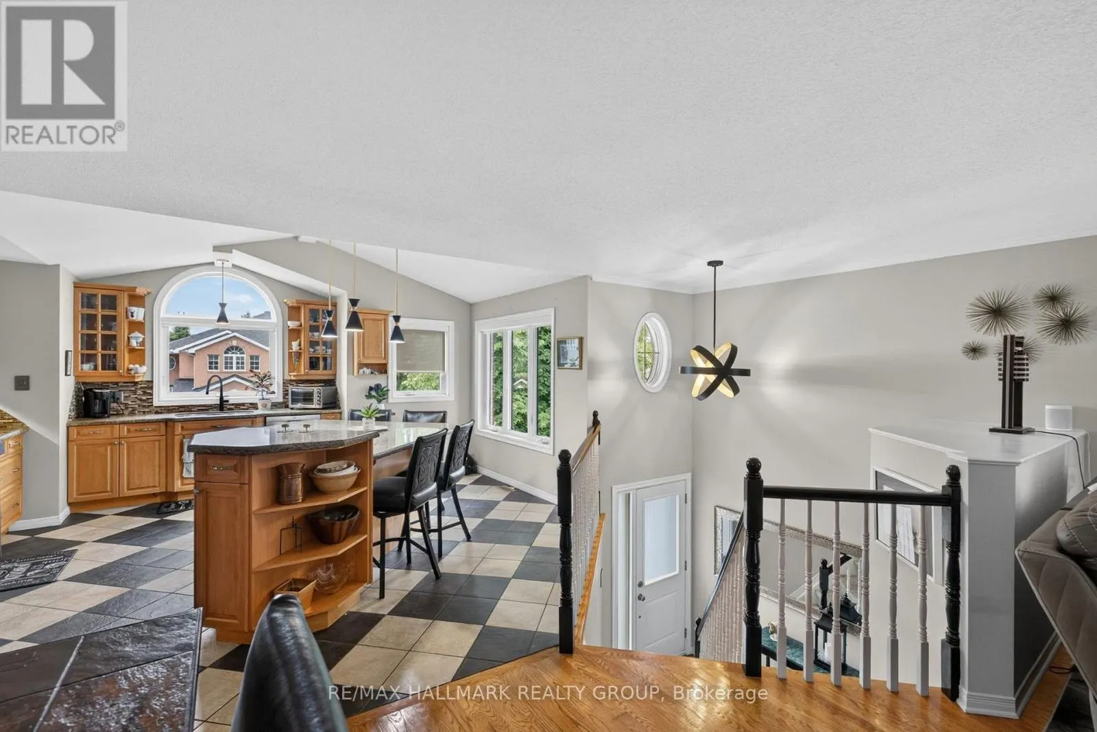 139 CASTLE GLEN CRESCENT