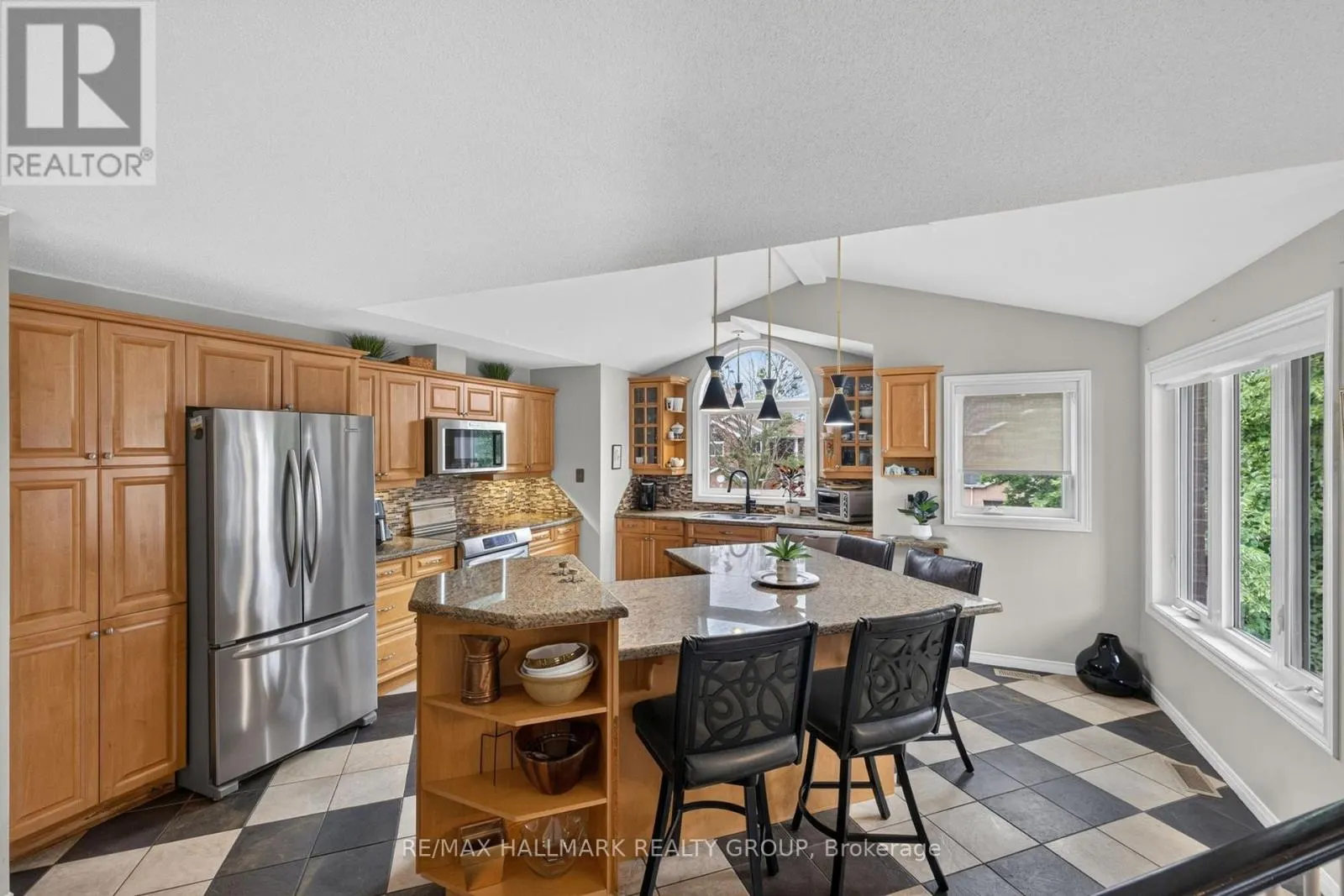 139 CASTLE GLEN CRESCENT
