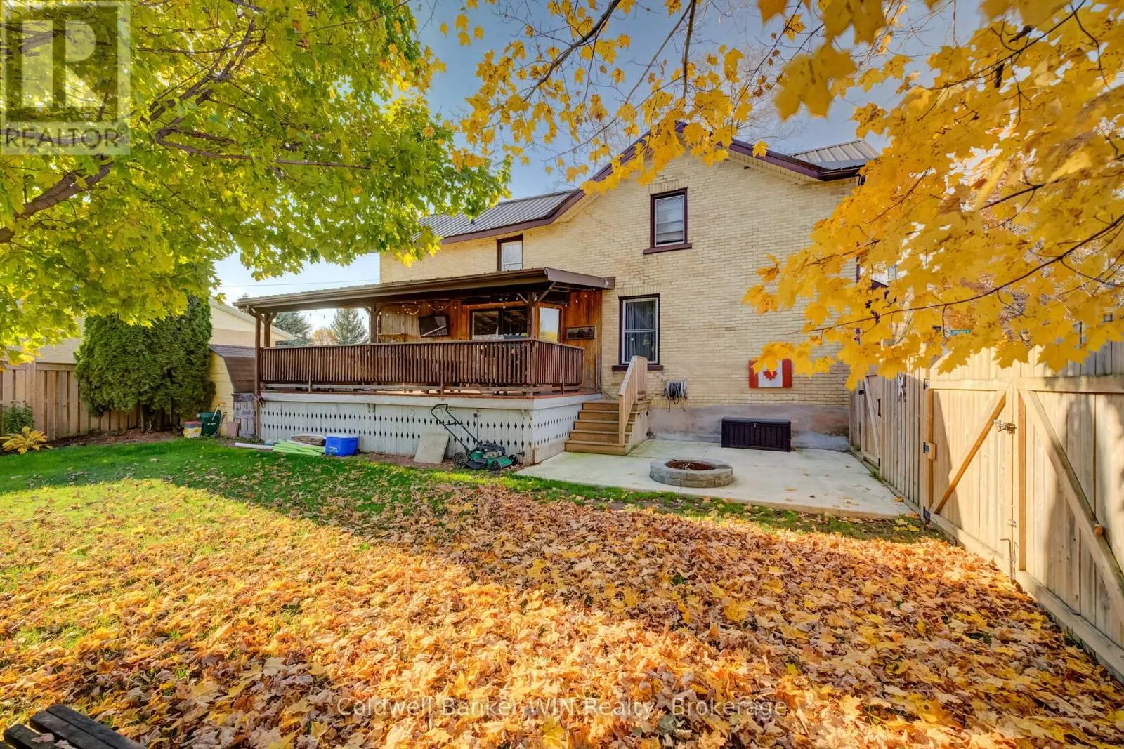 37 QUEEN STREET N