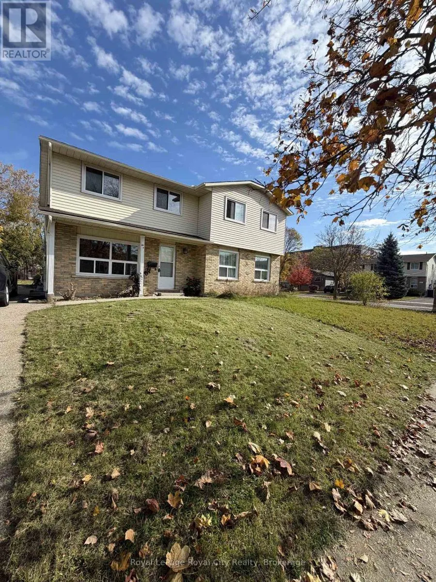 26A HELENE CRESCENT