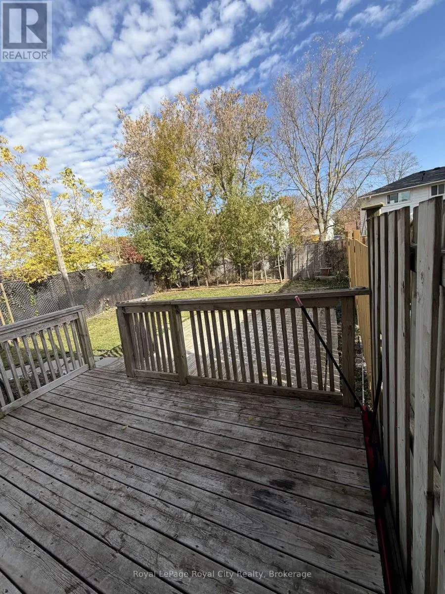 26A HELENE CRESCENT