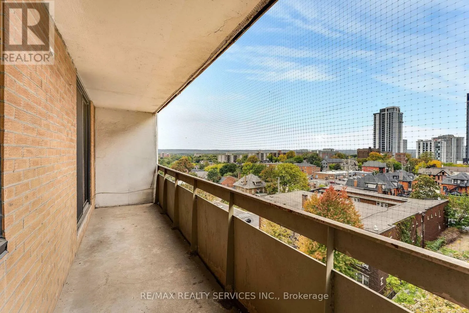 804 - 223 JACKSON STREET W