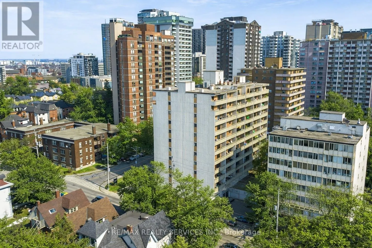 804 - 223 JACKSON STREET W