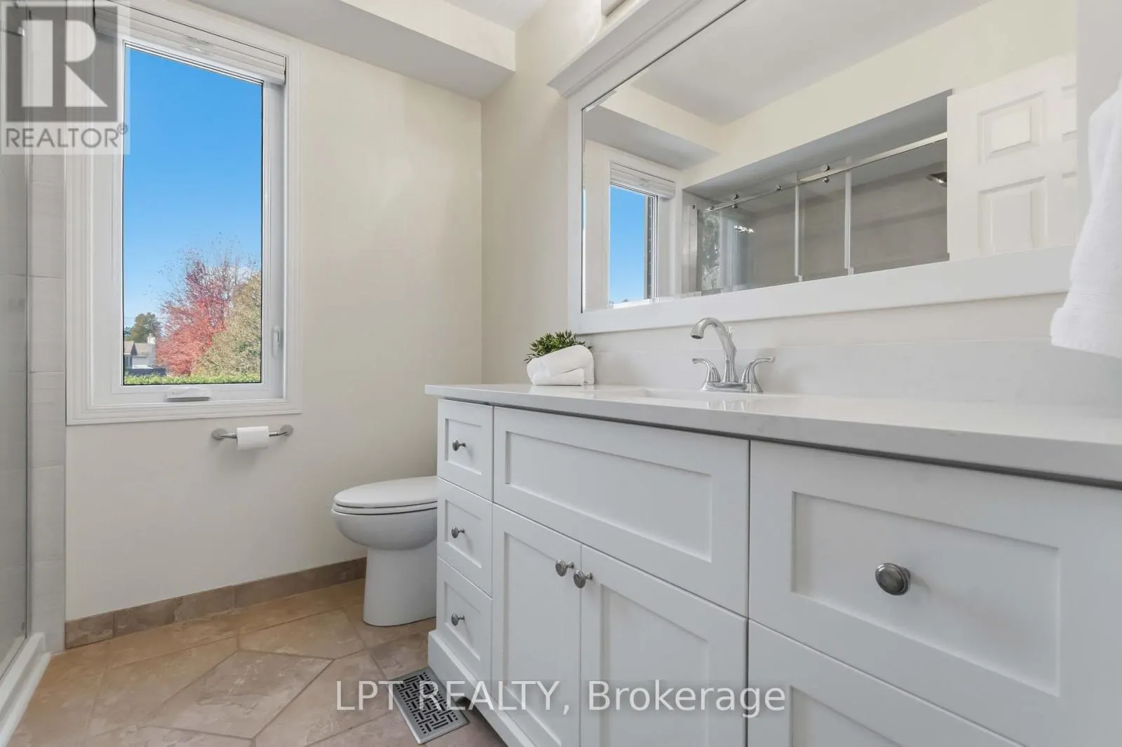 36 DEER MOSS TRAIL
