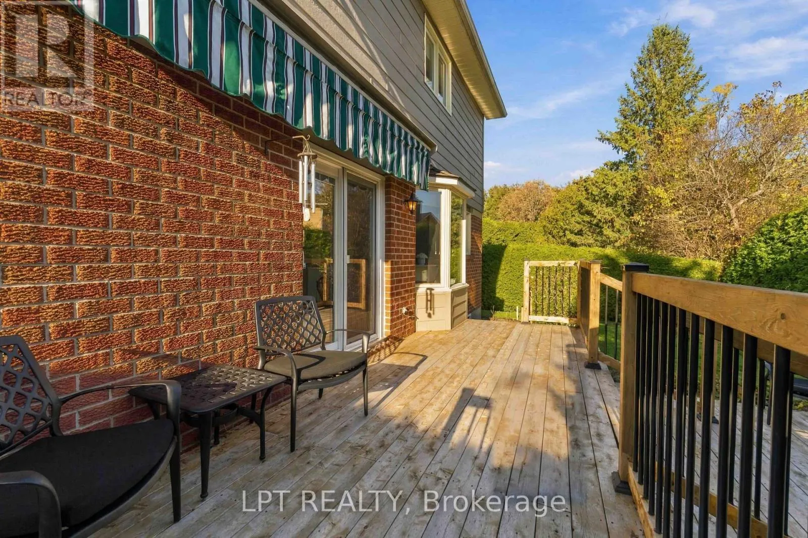 36 DEER MOSS TRAIL