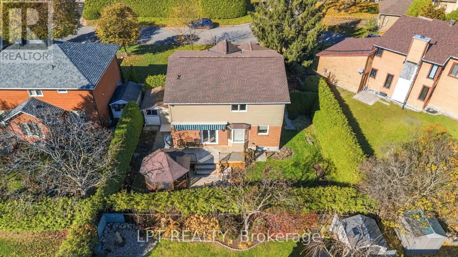 36 DEER MOSS TRAIL