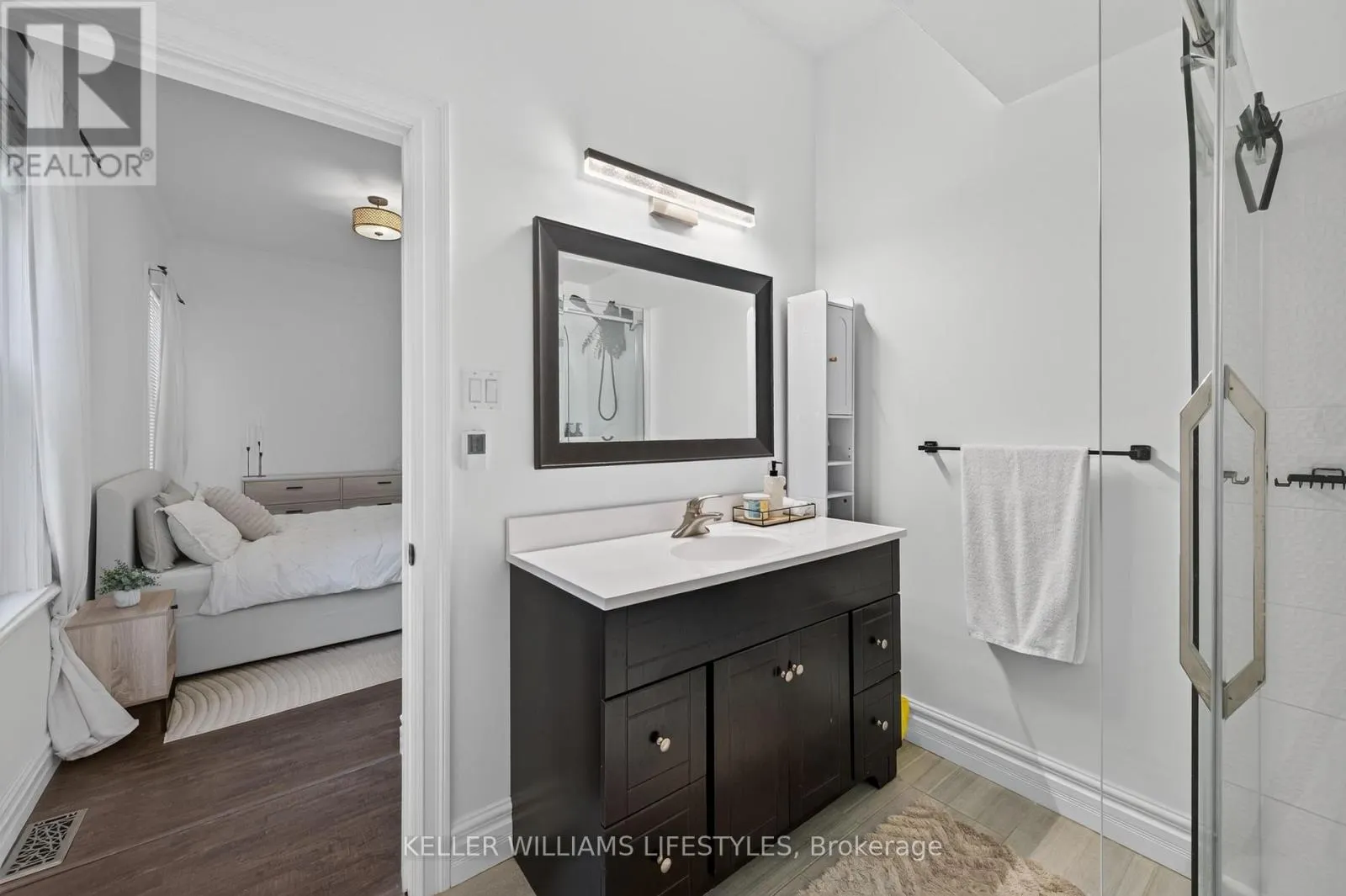 581 CENTRAL AVENUE