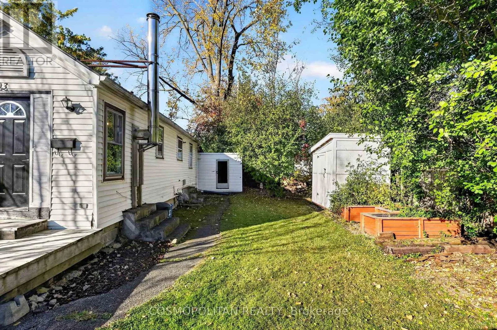 403 CRESCENT ROAD