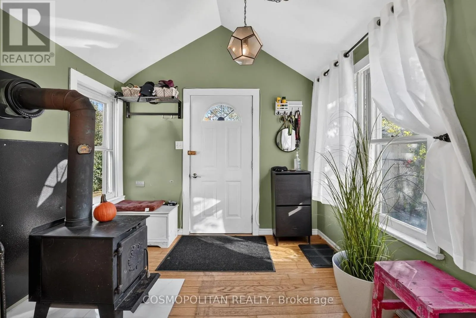 403 CRESCENT ROAD