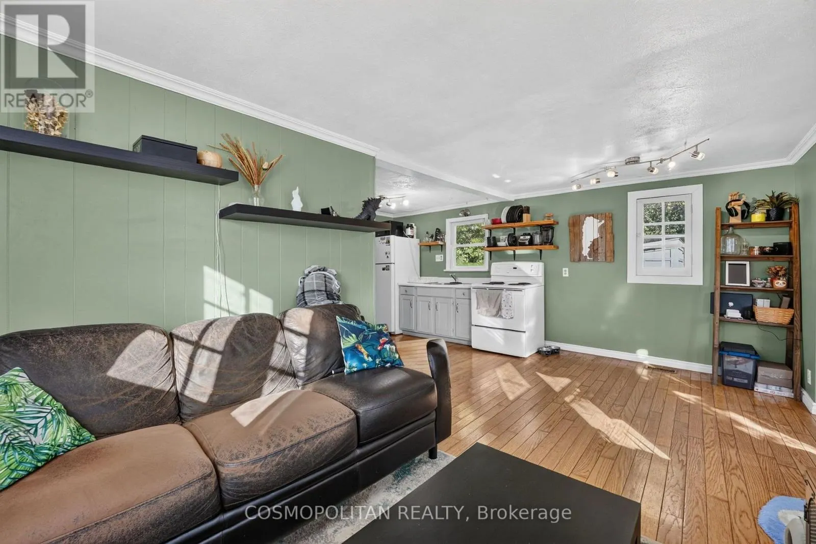 403 CRESCENT ROAD