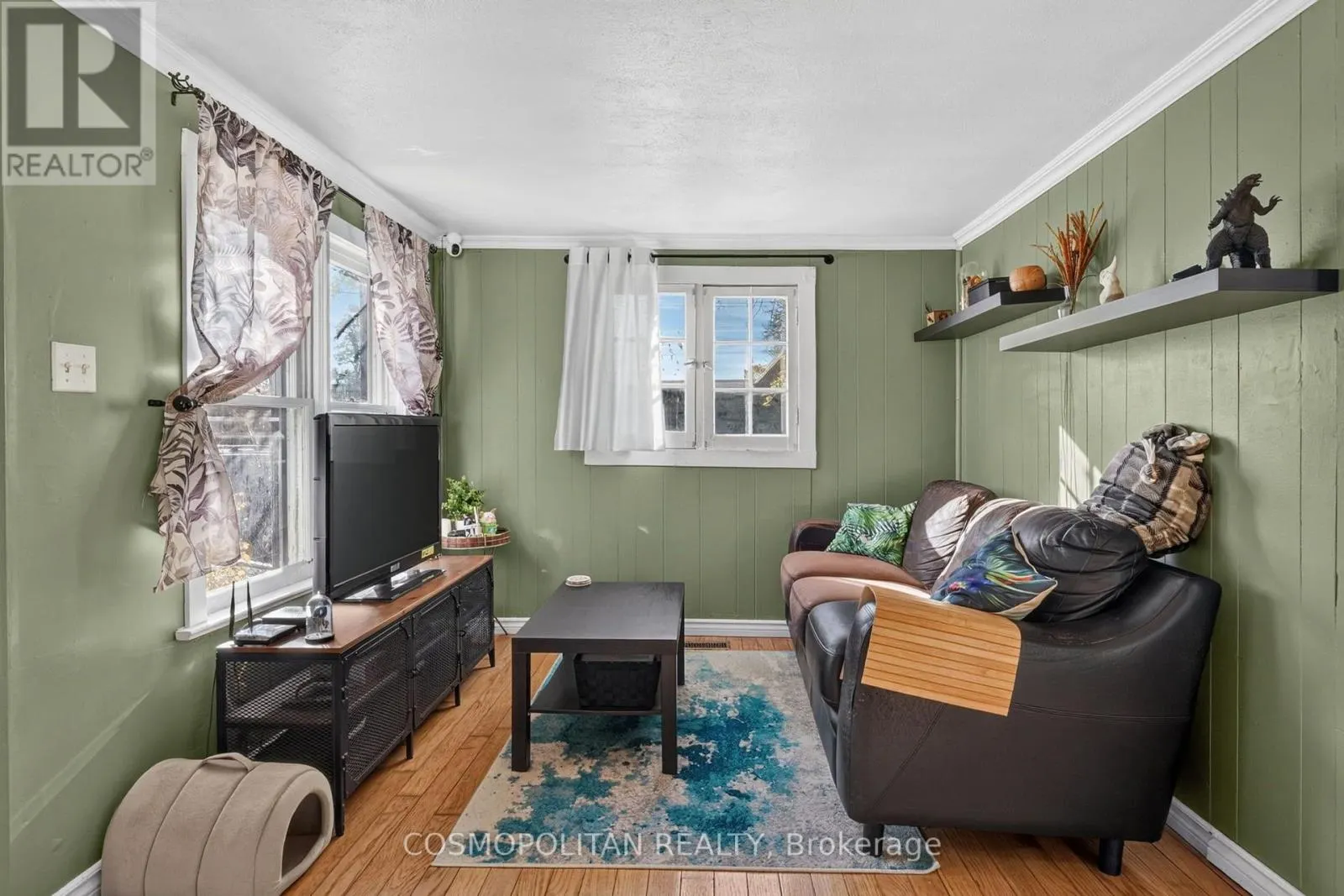 403 CRESCENT ROAD