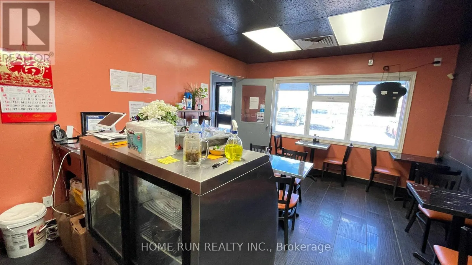 28 - 174 COLONNADE ROAD