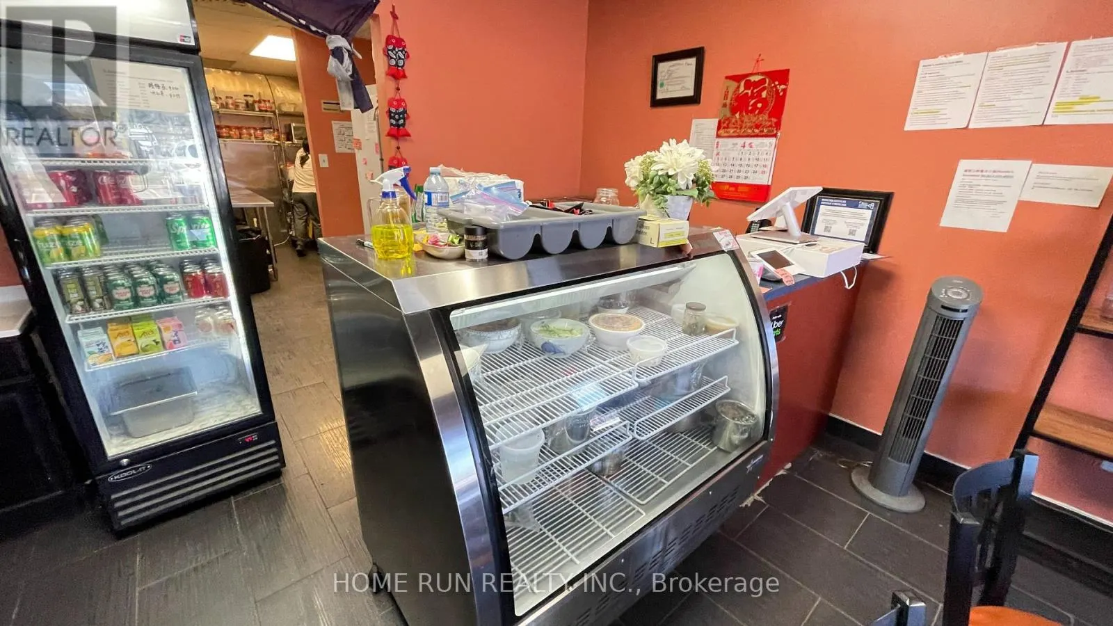 28 - 174 COLONNADE ROAD
