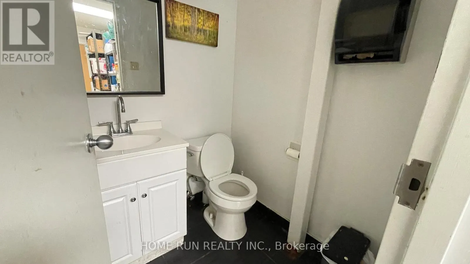 28 - 174 COLONNADE ROAD