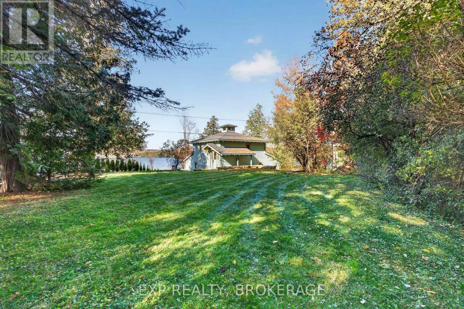 1008 MOCKINGBIRD LANE