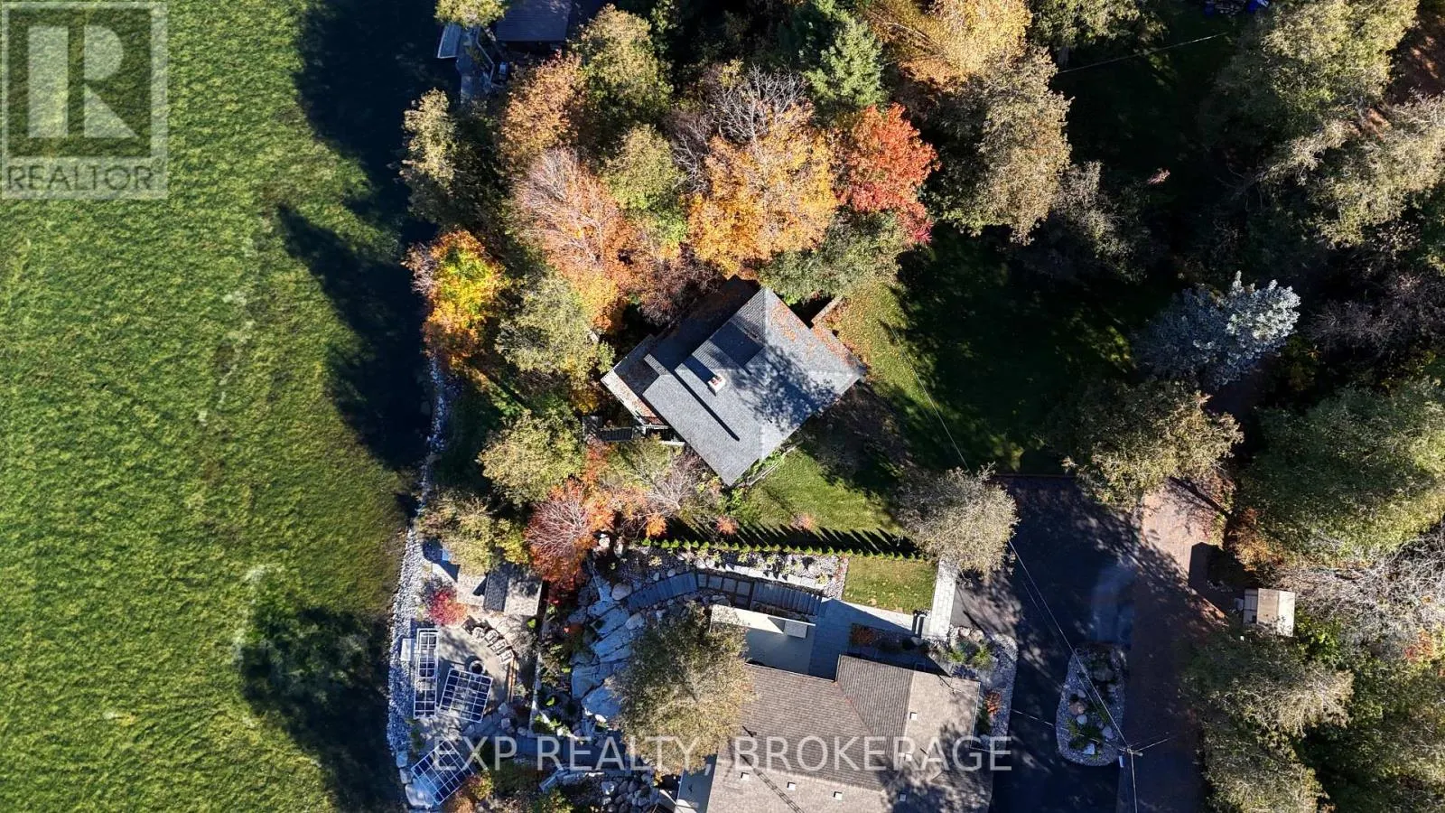 1008 MOCKINGBIRD LANE