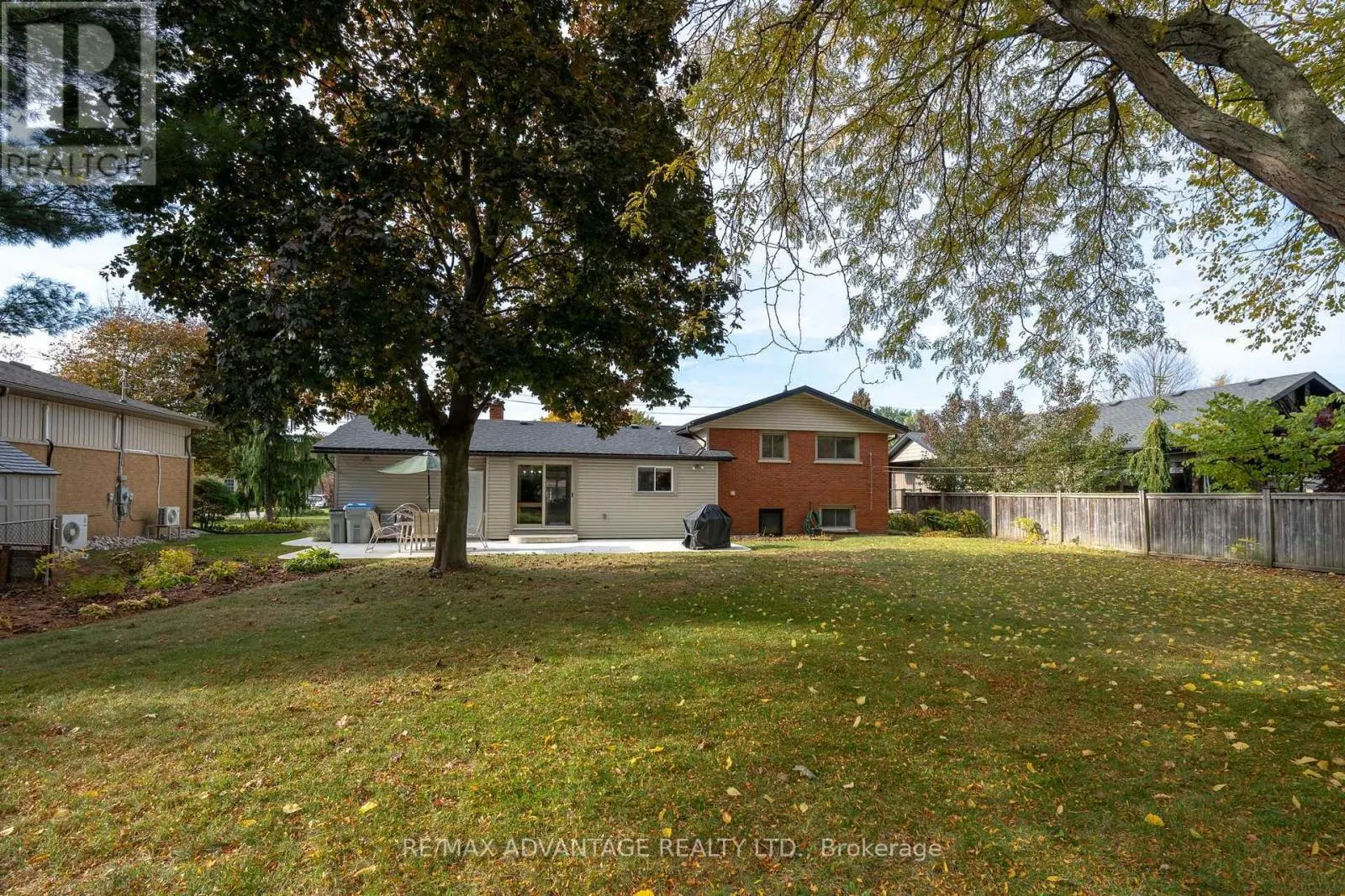 351 OAK AVENUE