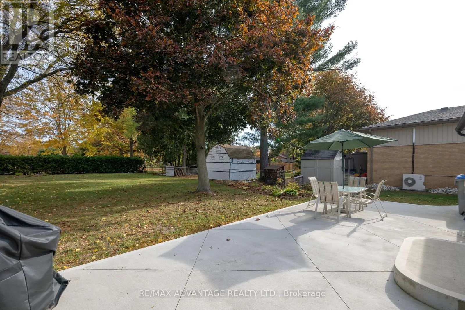 351 OAK AVENUE