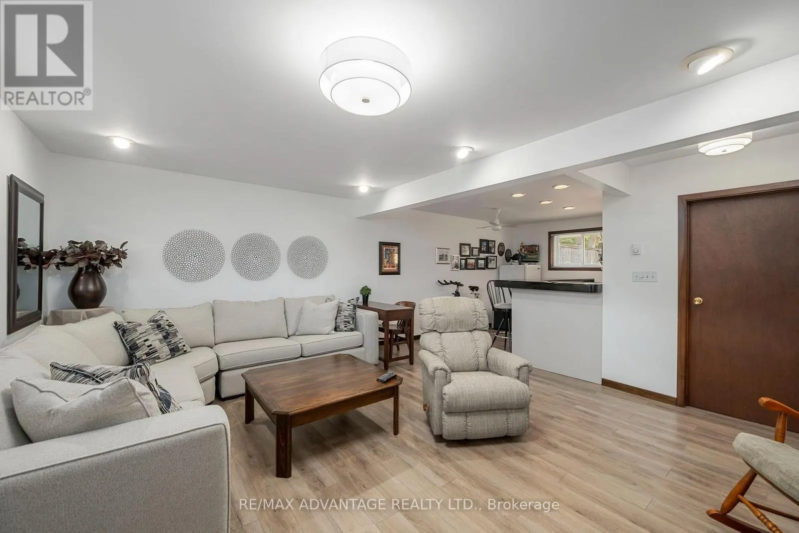 351 OAK AVENUE