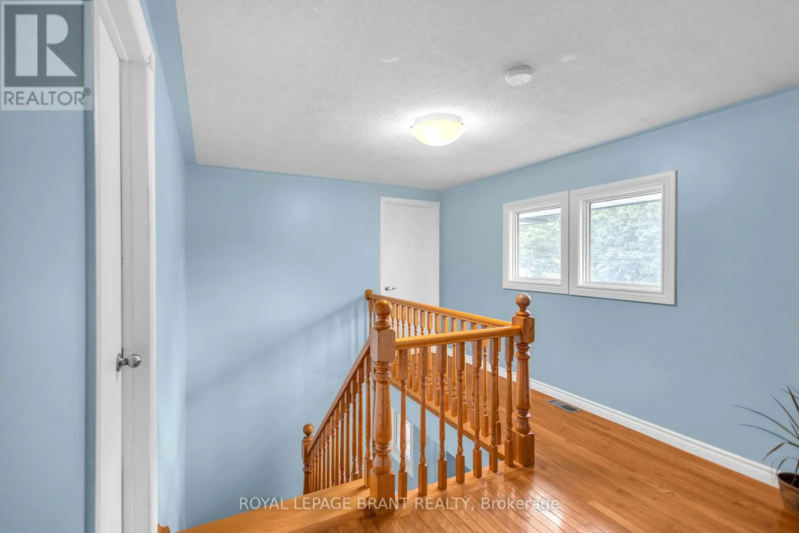 490 DEVONSHIRE AVENUE