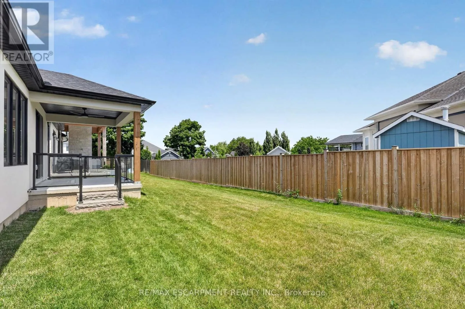 11 OAKLEY DRIVE