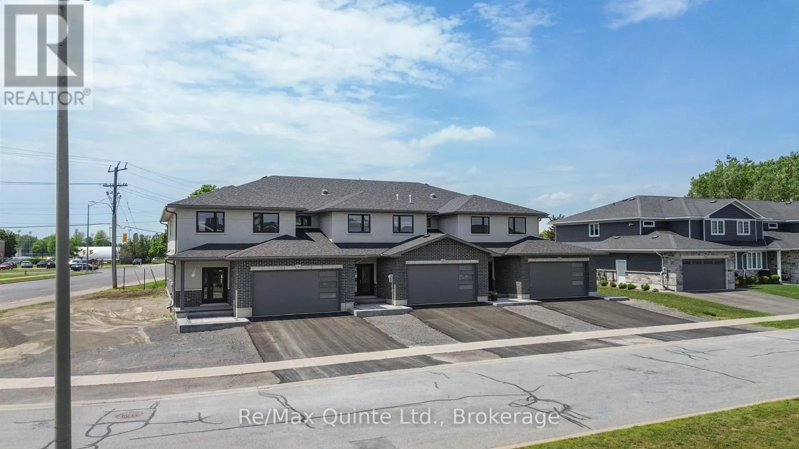 12 STINSON AVENUE