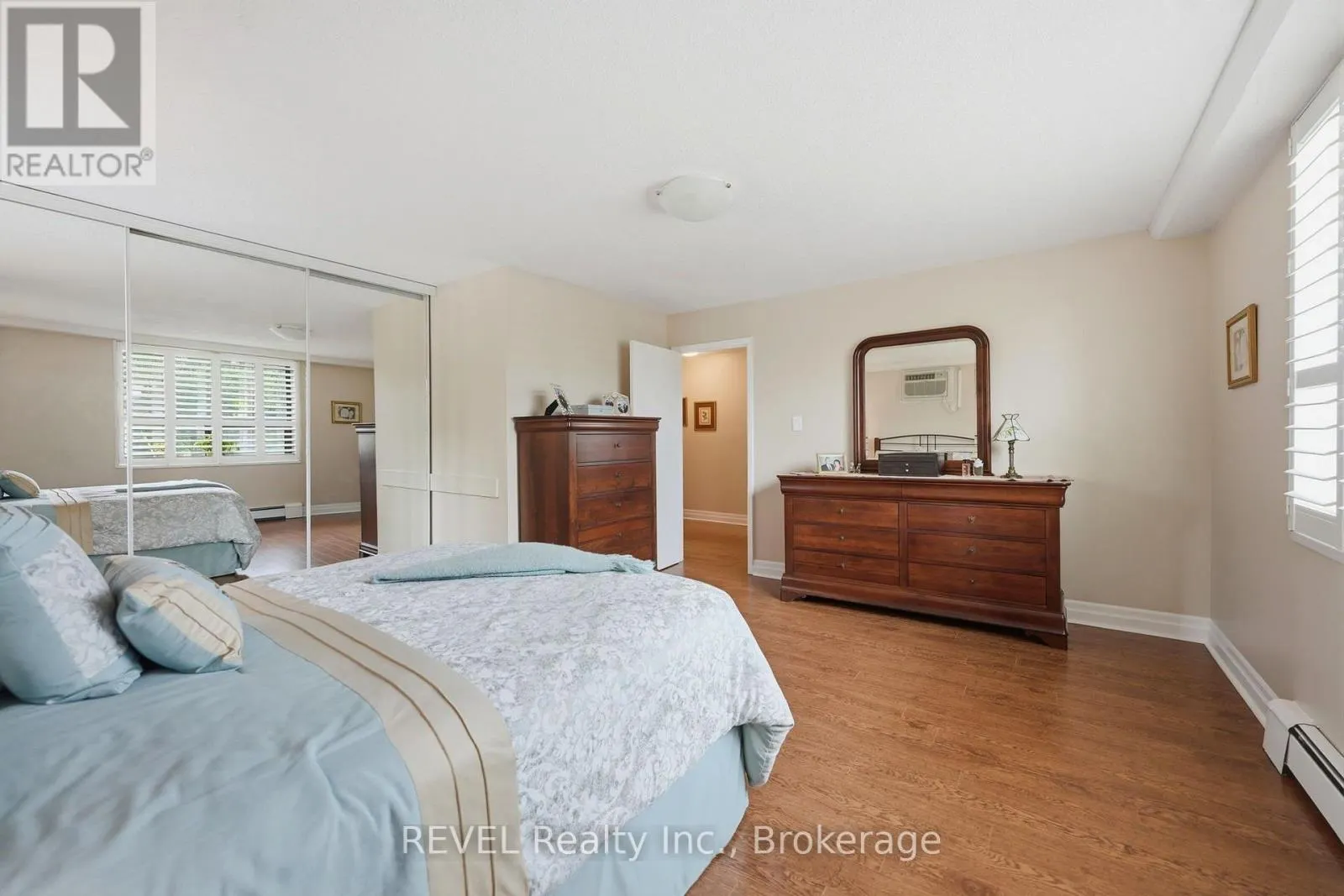 201 - 141 CHURCH STREET #201