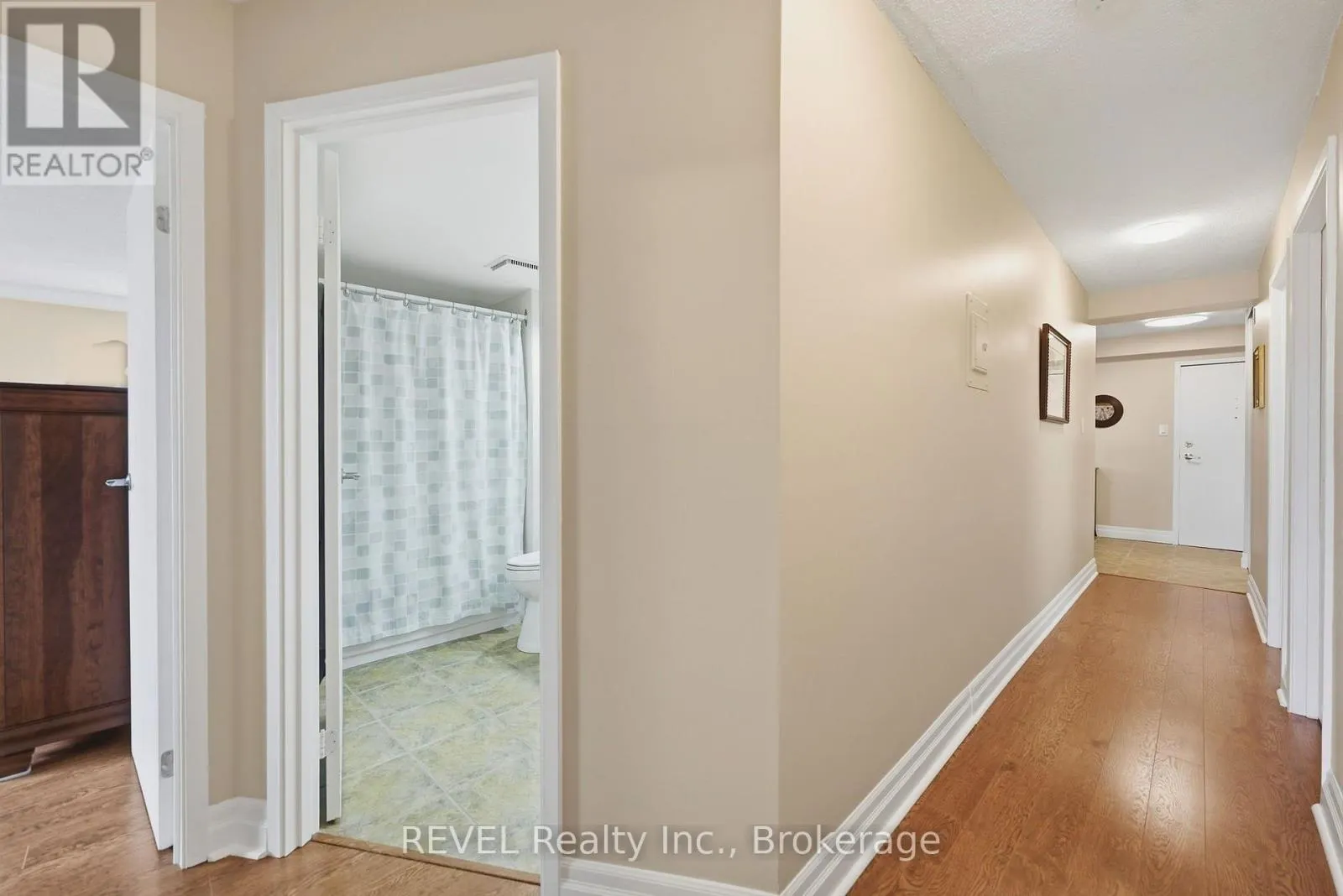 201 - 141 CHURCH STREET #201