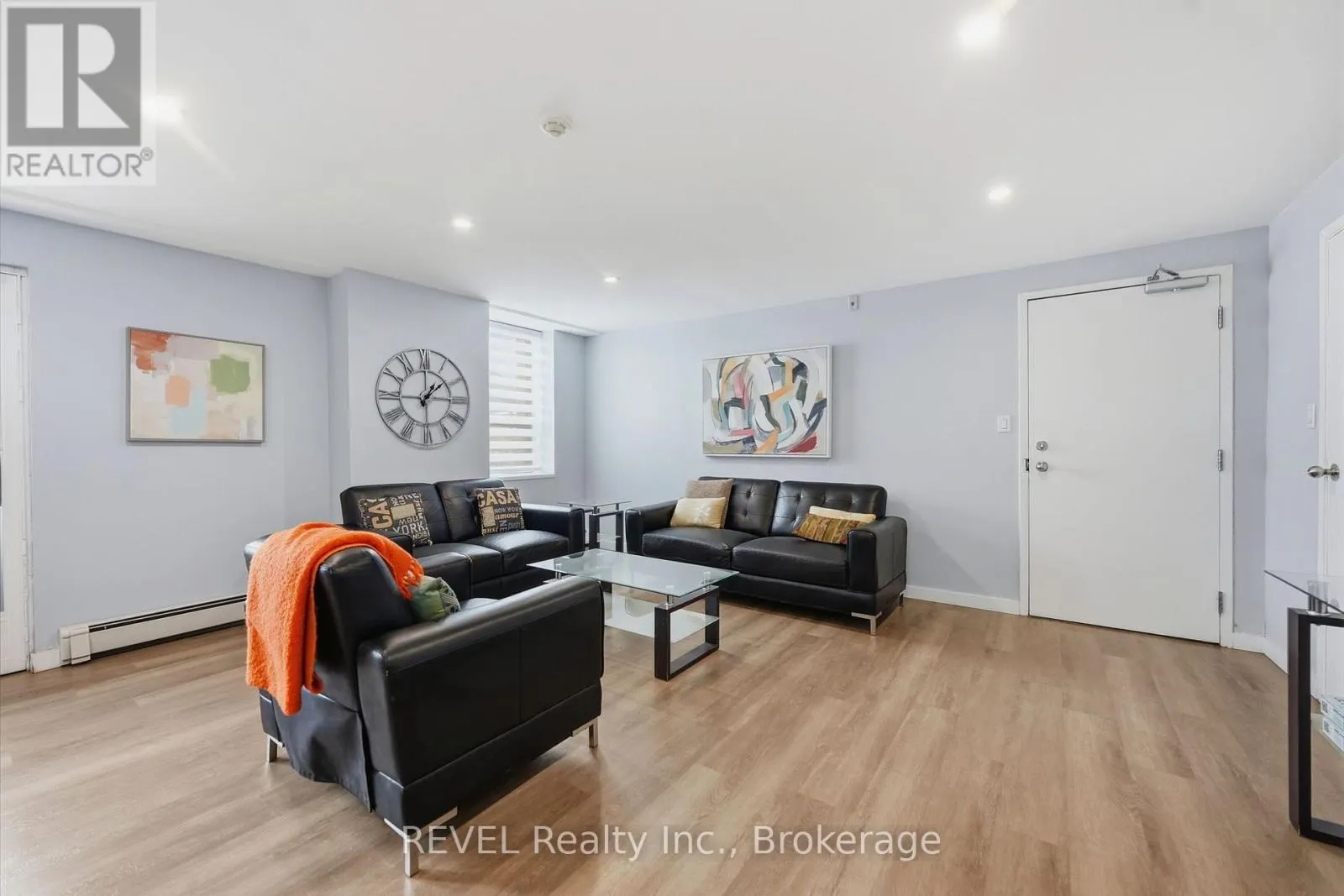 201 - 141 CHURCH STREET #201