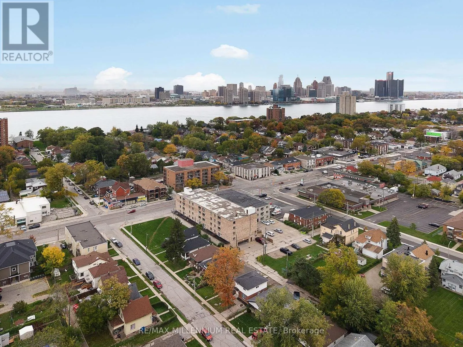 1747-1767 UNIVERSITY AVENUE W