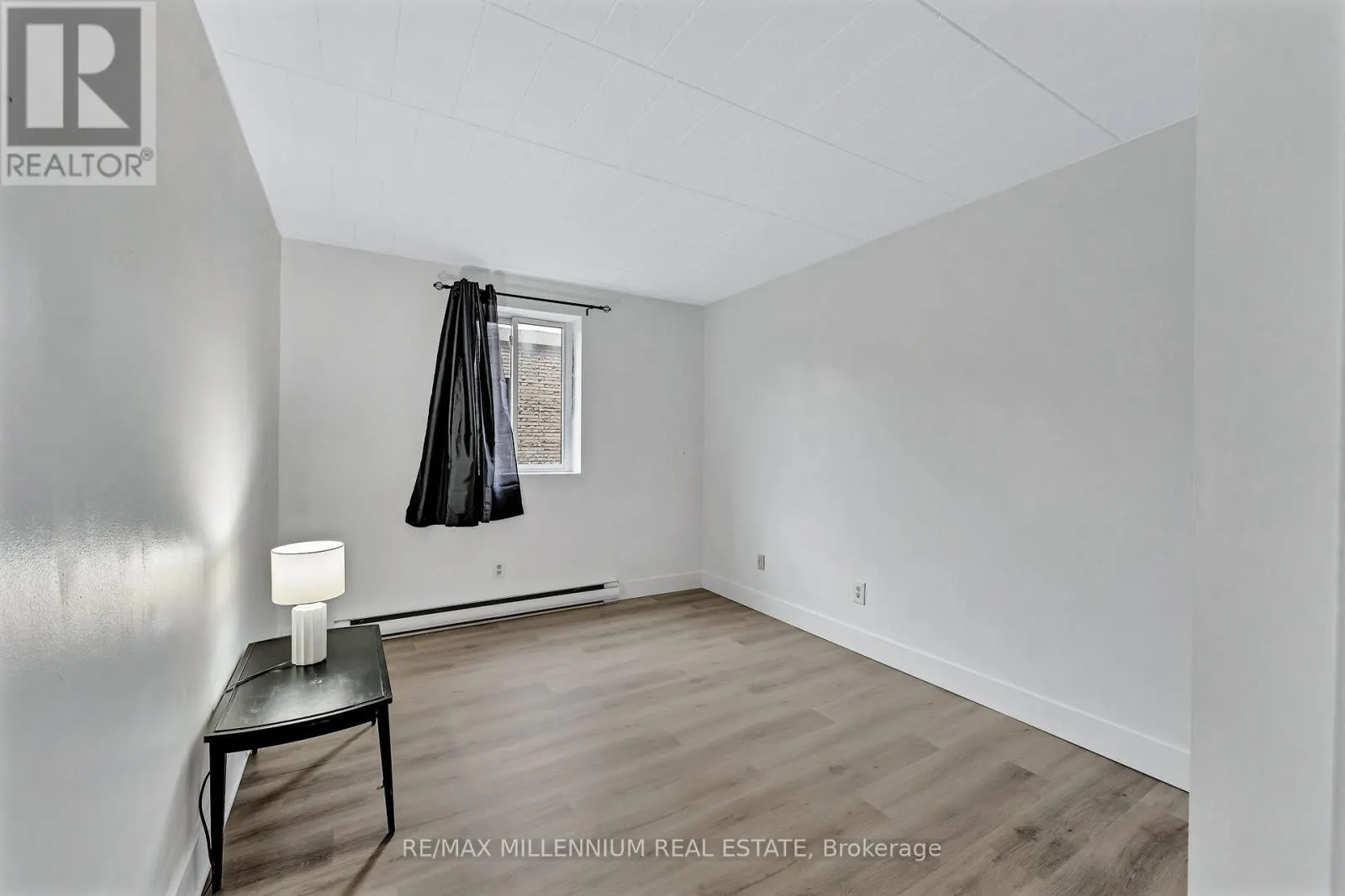 1747-1767 UNIVERSITY AVENUE W