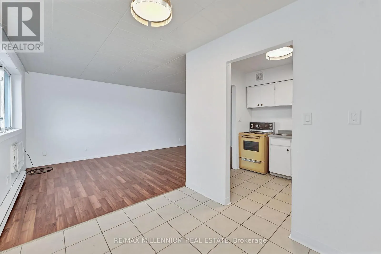 1747-1767 UNIVERSITY AVENUE W