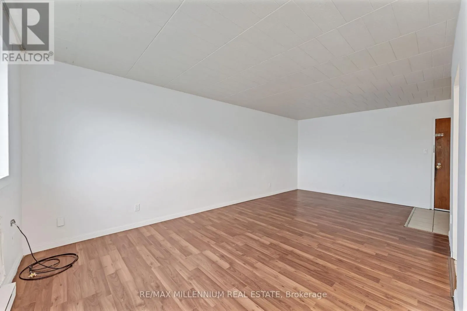 1747-1767 UNIVERSITY AVENUE W