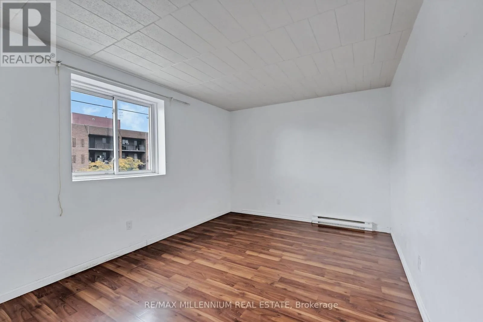 1747-1767 UNIVERSITY AVENUE W