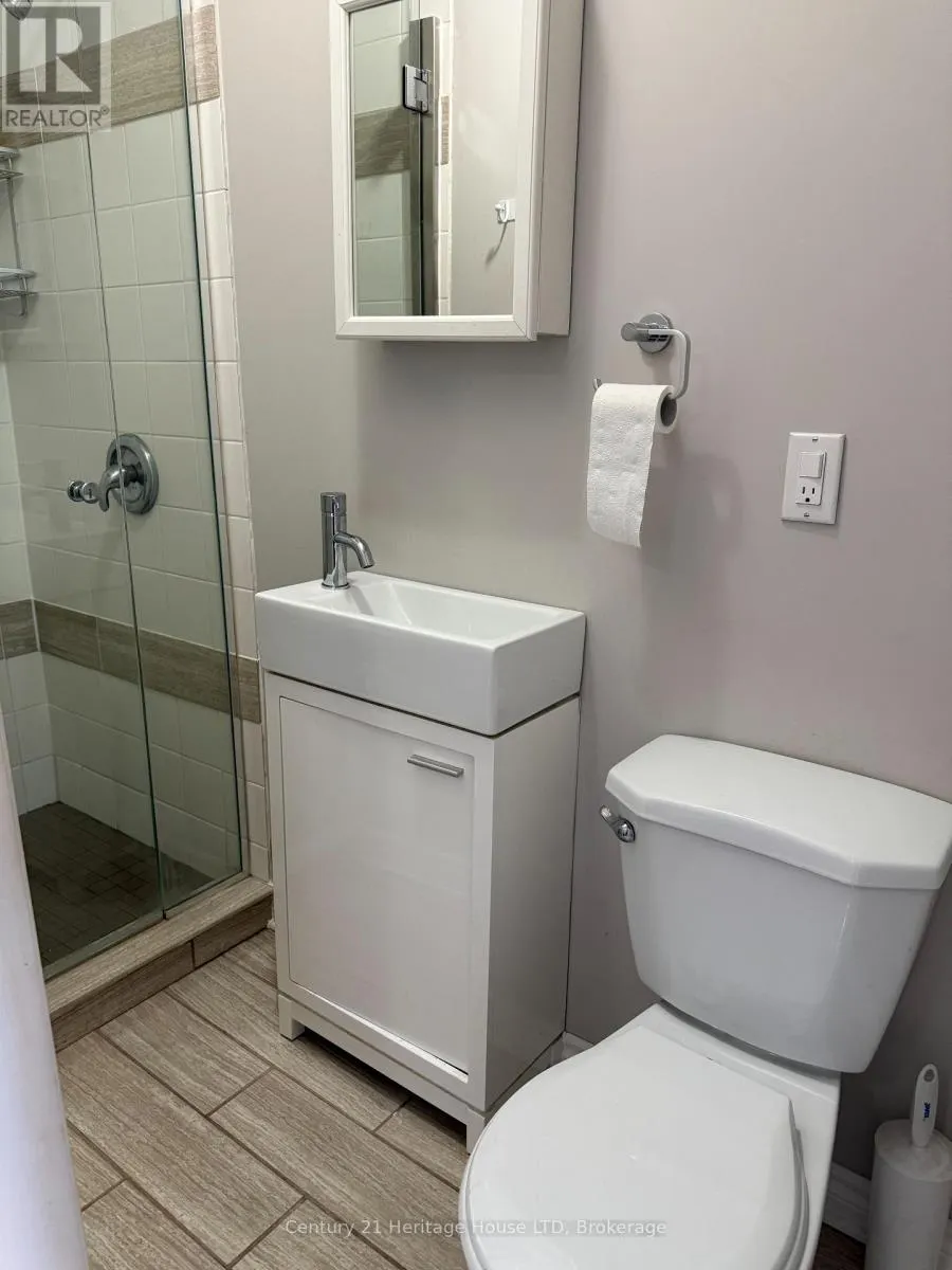 STUDIO - 154 RIDGE ROAD N #Studio