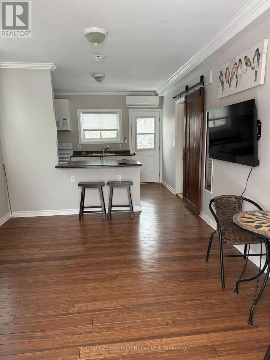 STUDIO - 154 RIDGE ROAD N #Studio