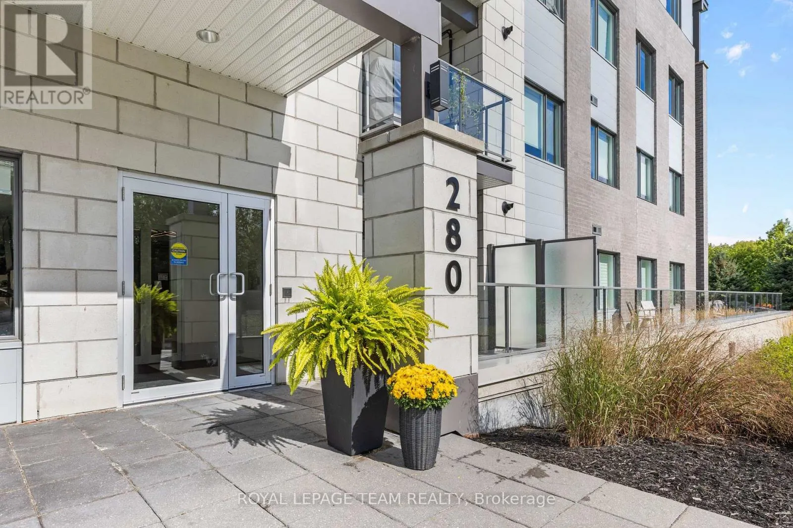105 - 280 HERZBERG ROAD