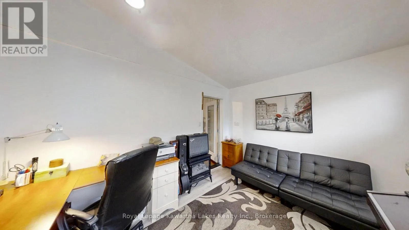 114 COLBORNE STREET W