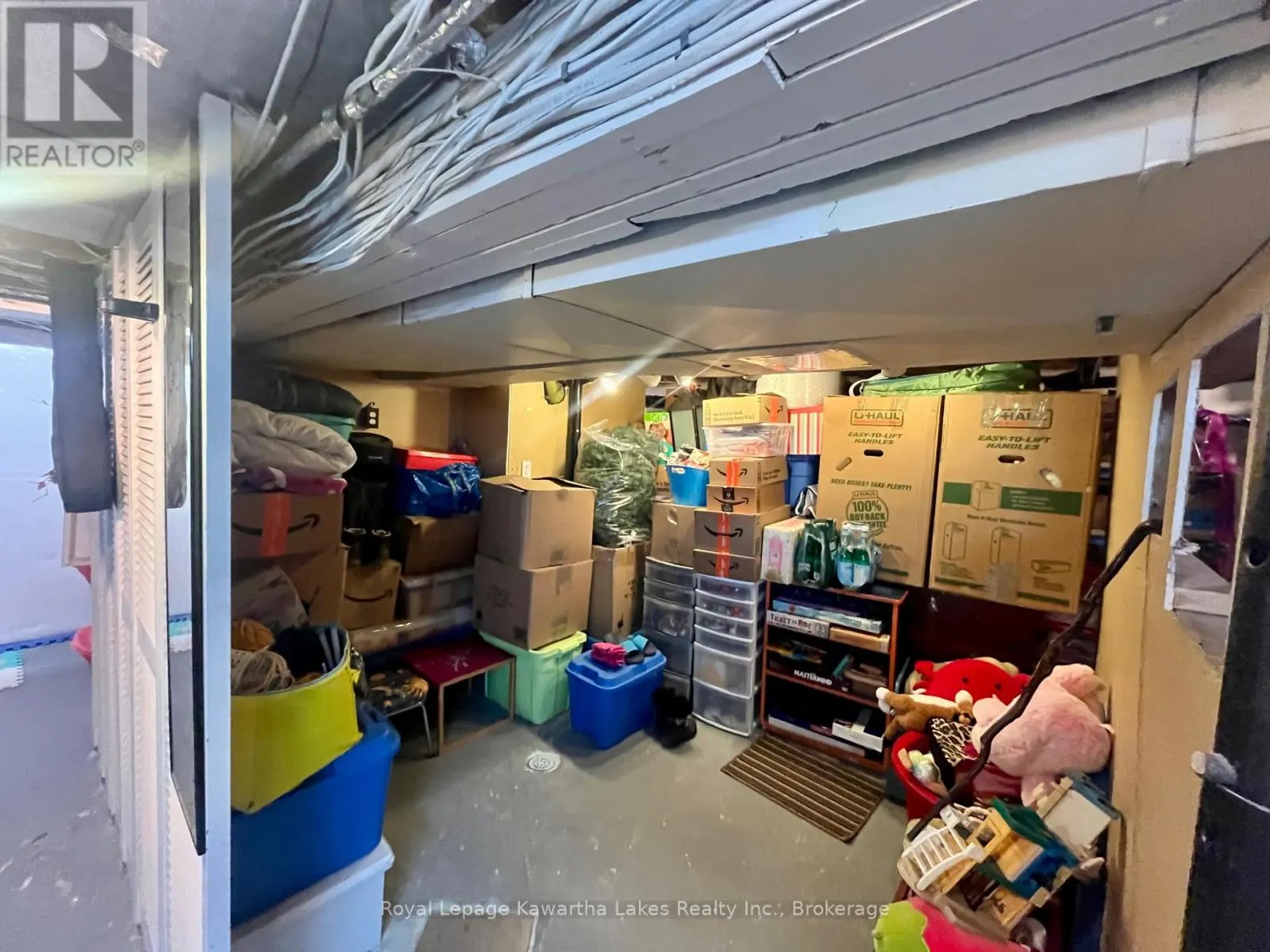 114 COLBORNE STREET W