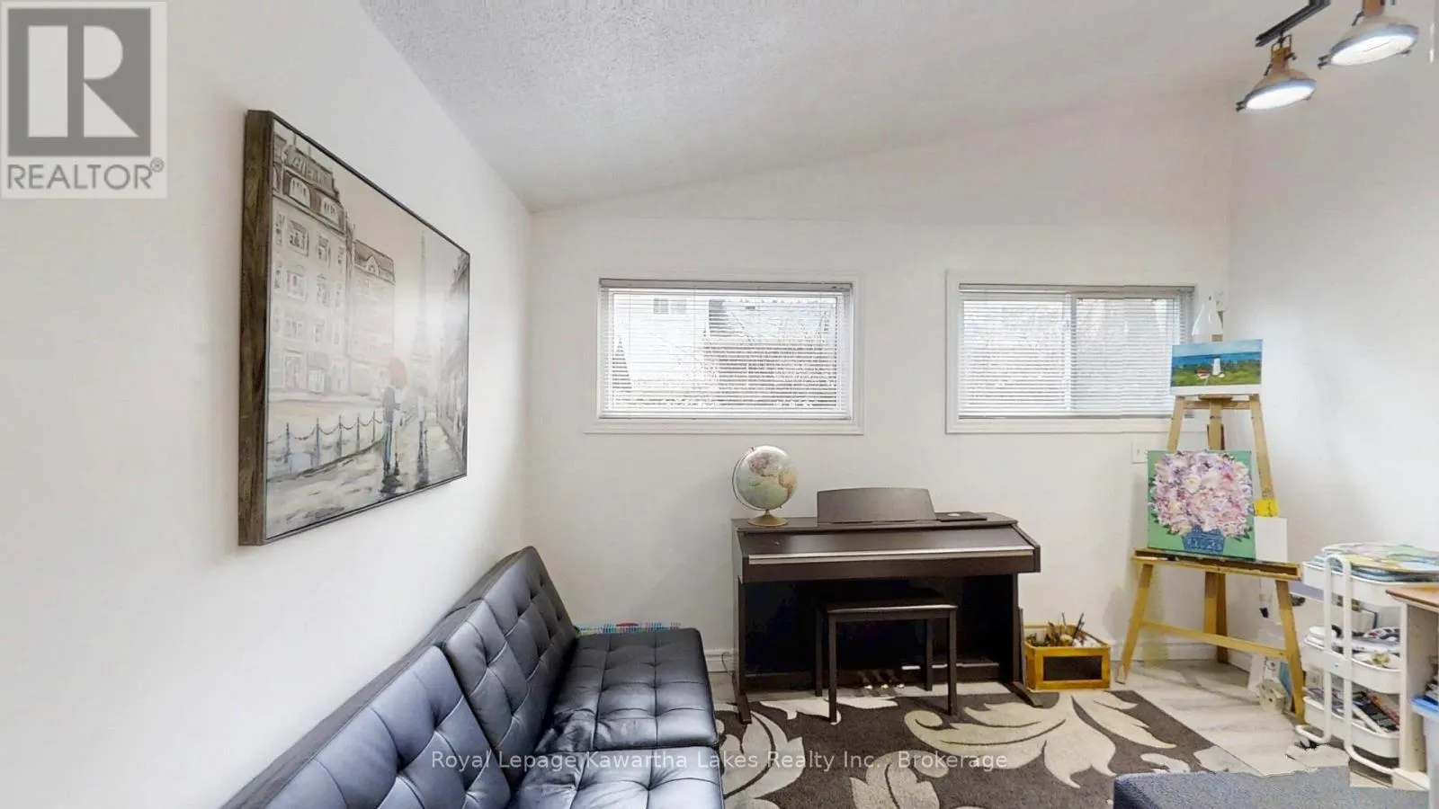 114 COLBORNE STREET W