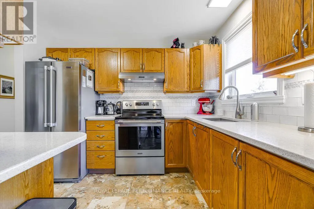 79 COLUMBIA AVENUE