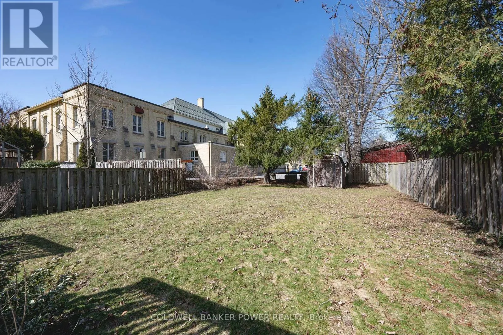 MAIN - 94 BRUCE STREET #Main