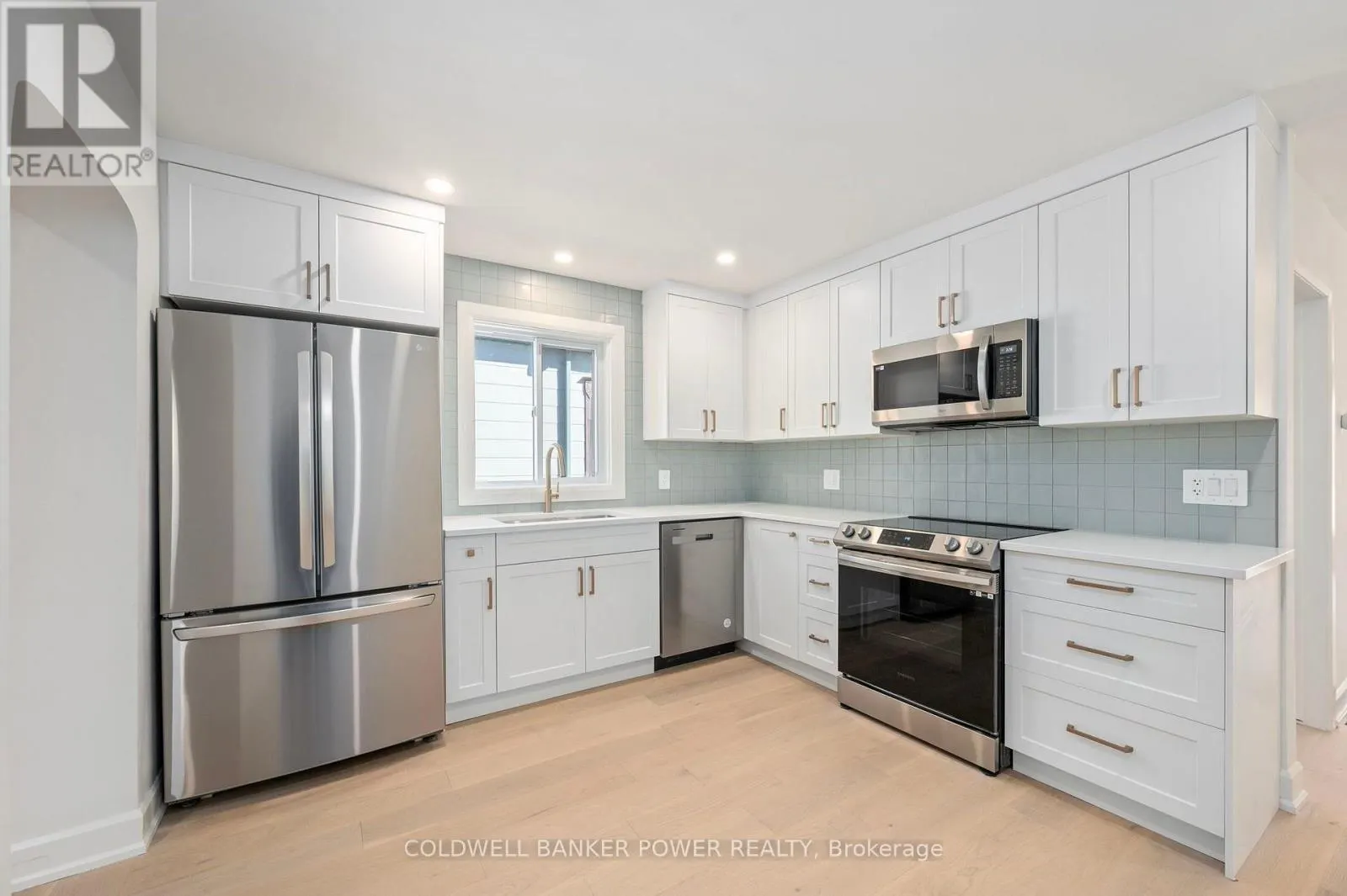 MAIN - 94 BRUCE STREET #Main