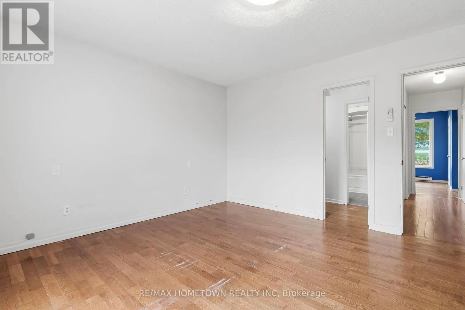 31 MAIN STREET E