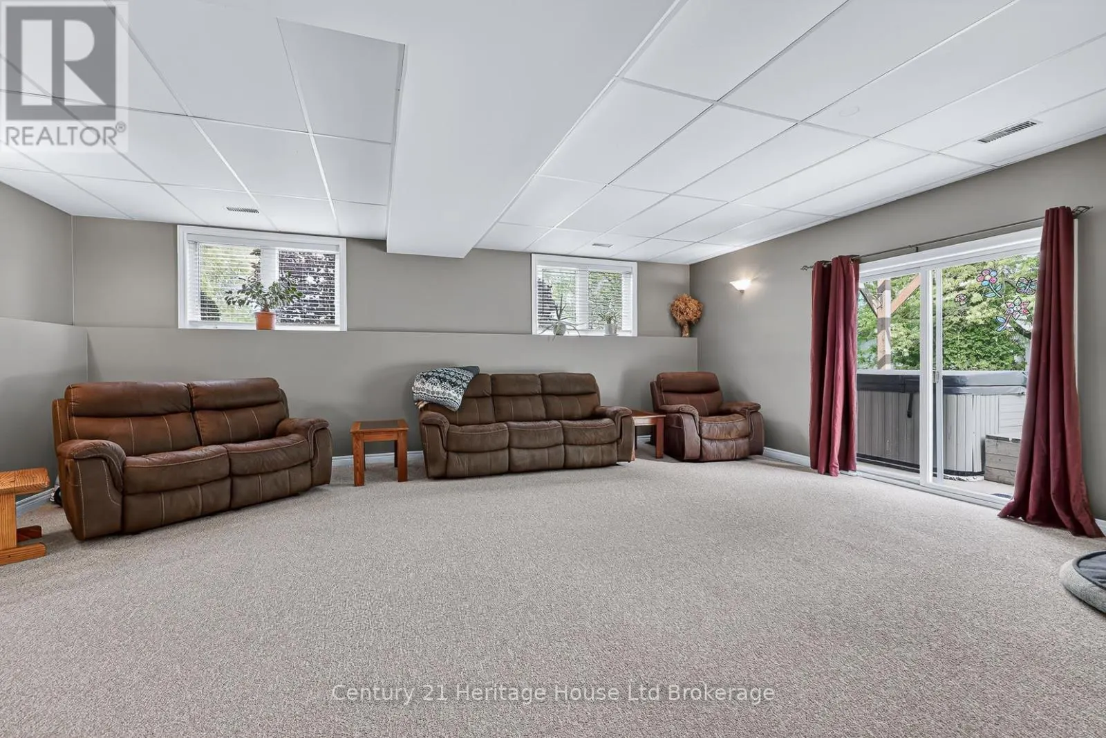 1567 FORESTRY FARM ROAD